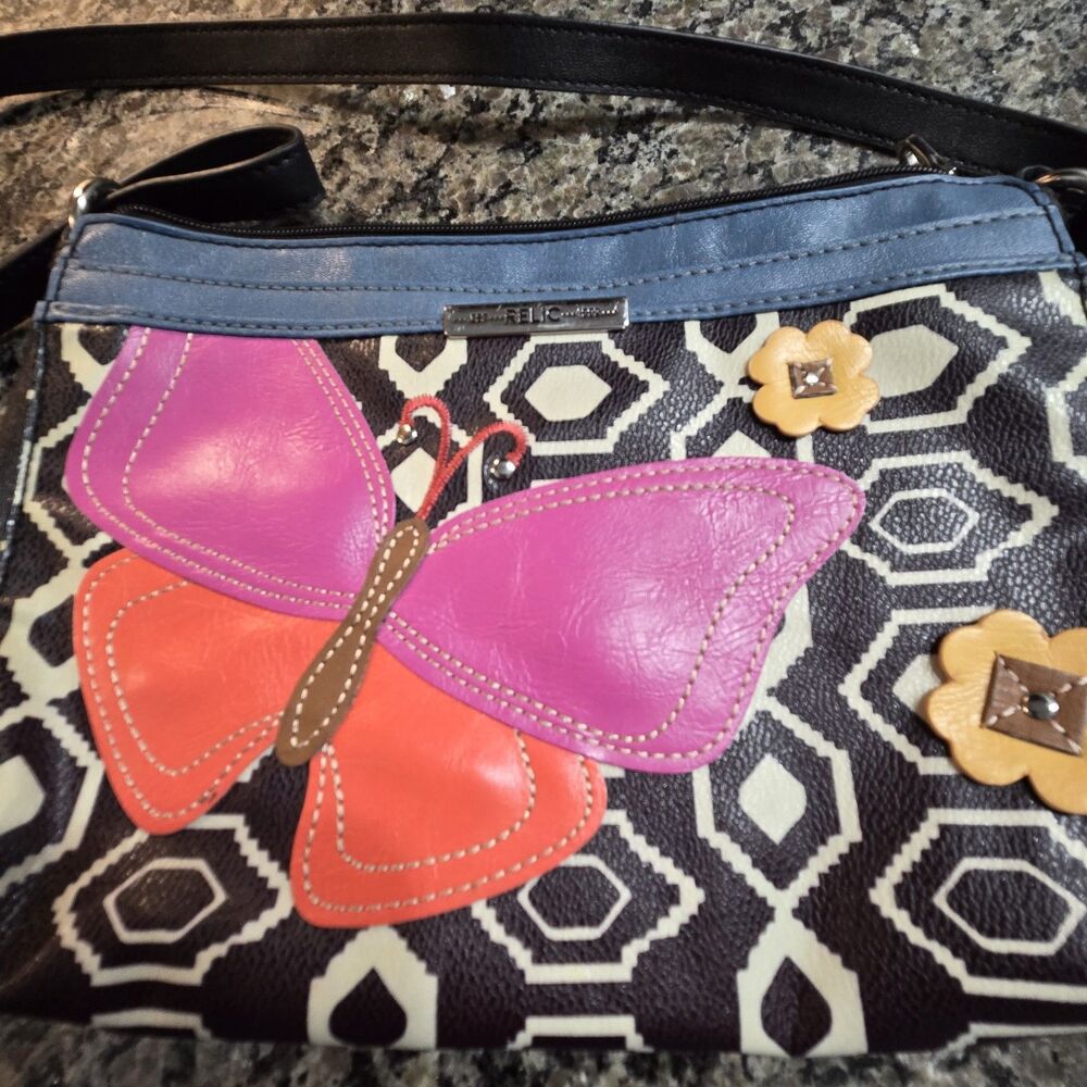 RELIC Crossbody Faux Leather Handbag Butterfly Applique Black & White - Picture 2 of 8